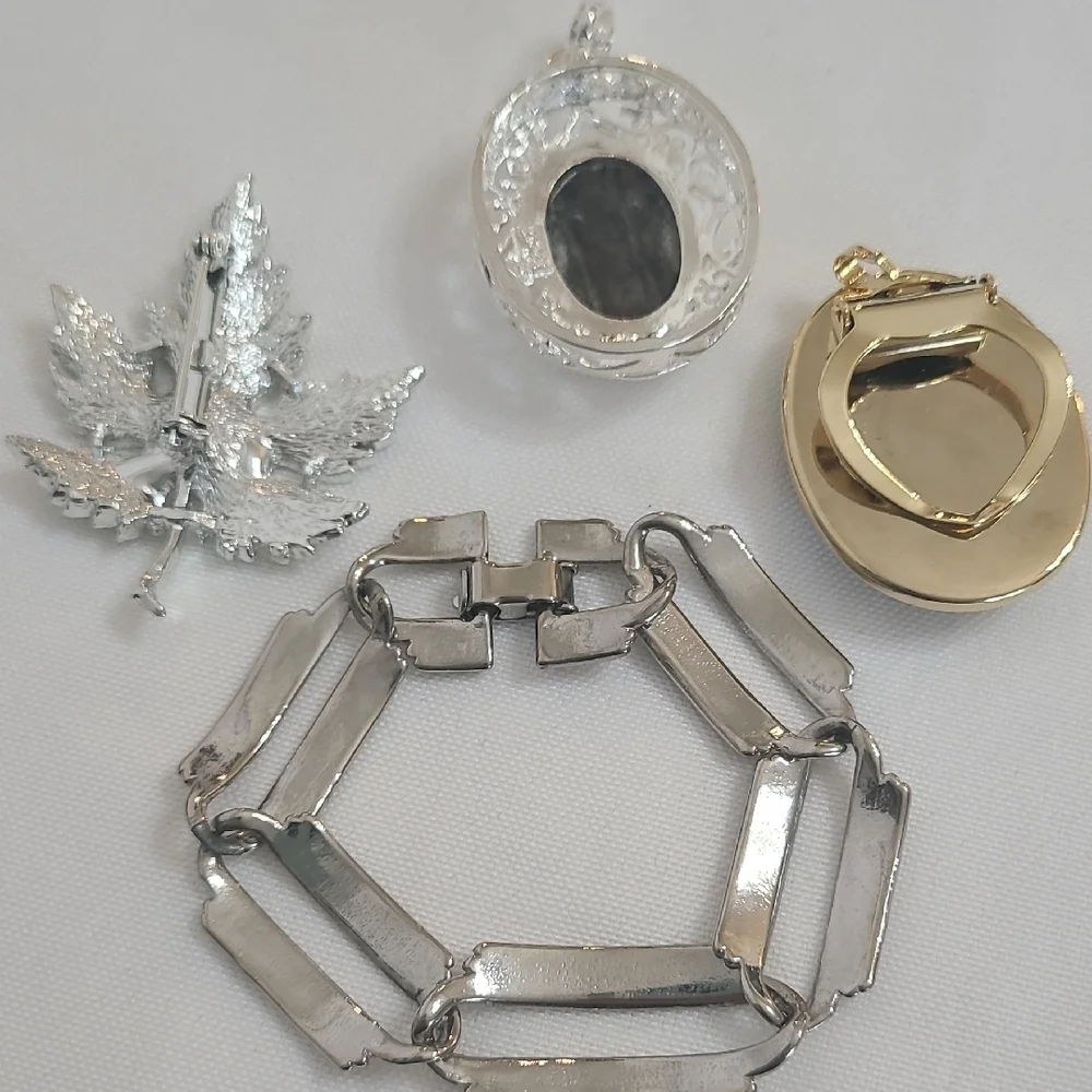 Silver and Gold Jewelry Set